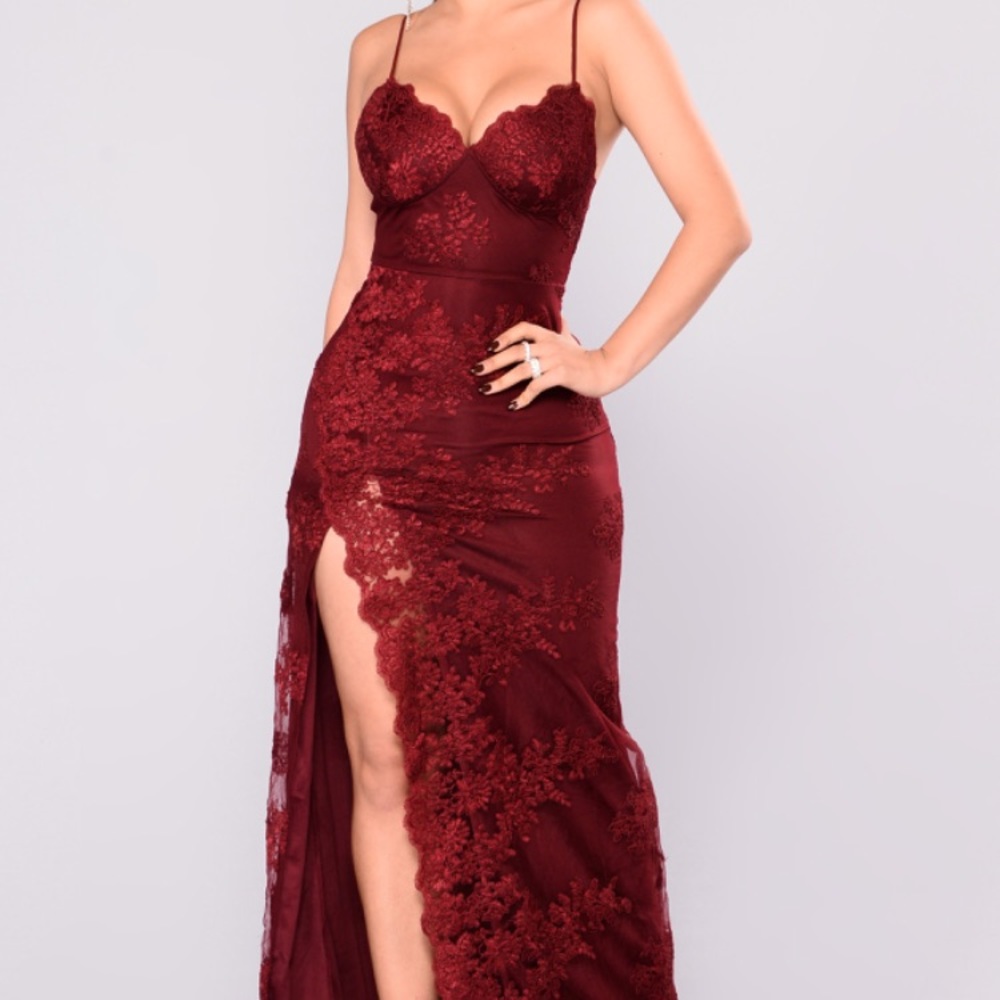 Fashion Nova Night In Tokyo Lace Dress- Burgundy